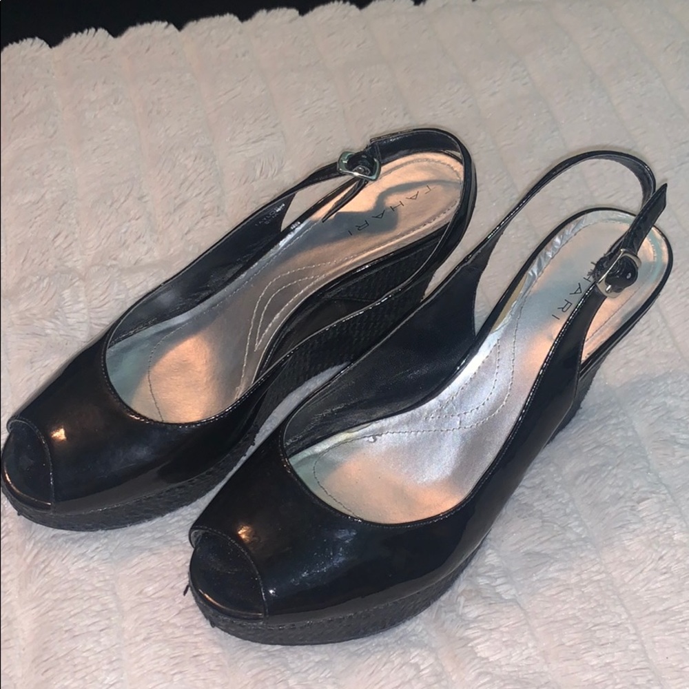 Tahari wedge heels